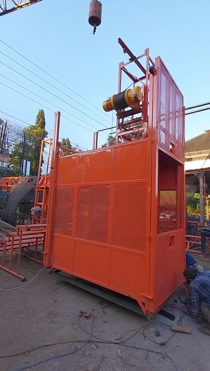 Passenger Hoist