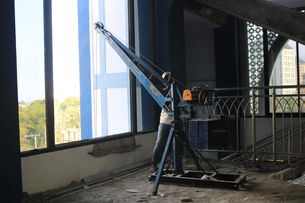 Sewa Mini Crane Jakarta Barat